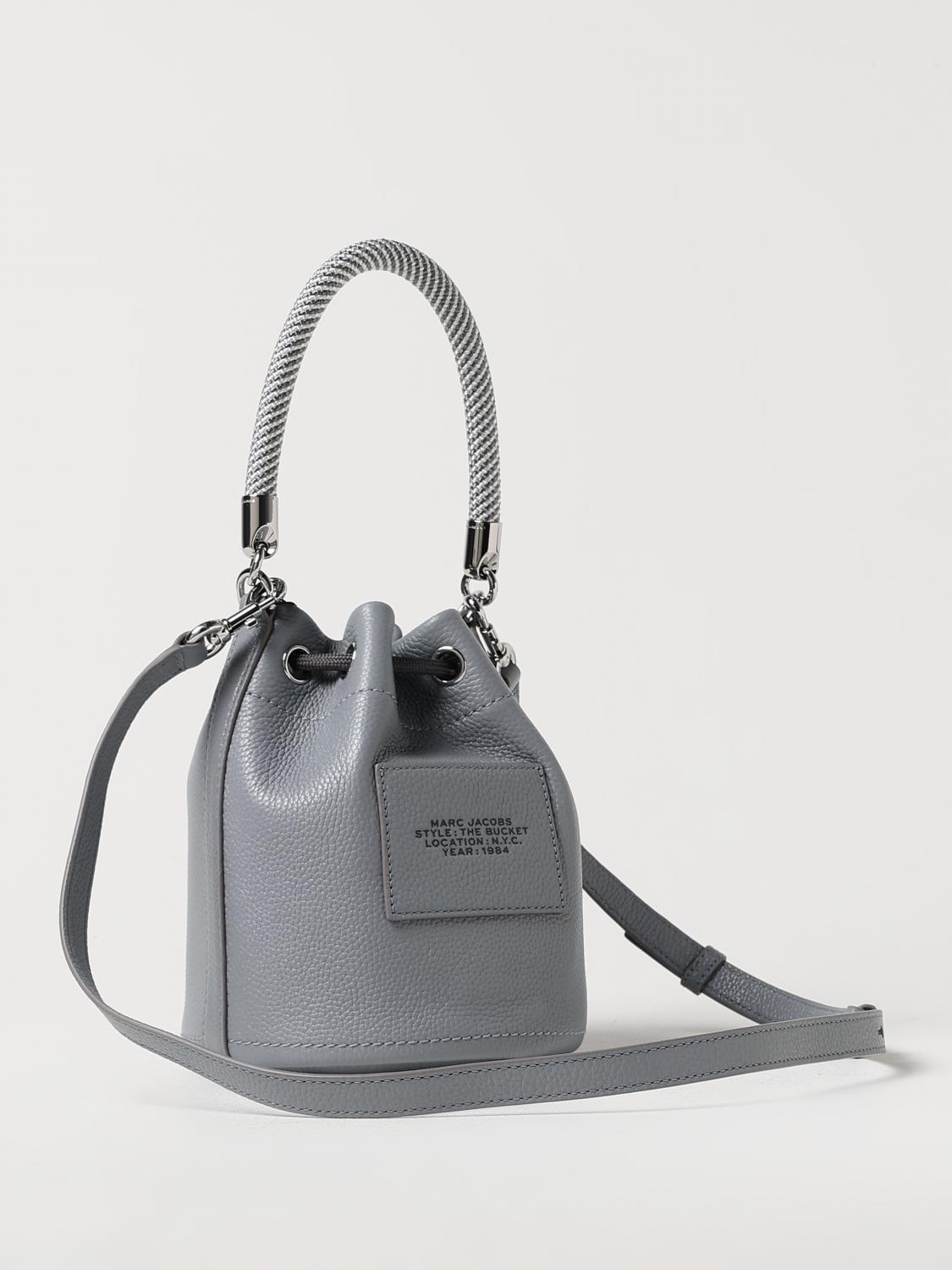 MARC JACOBS BORSA MINI: Borsa The Bucket Bag Marc Jacobs in pelle a grana, Grigio 1 - Img 2