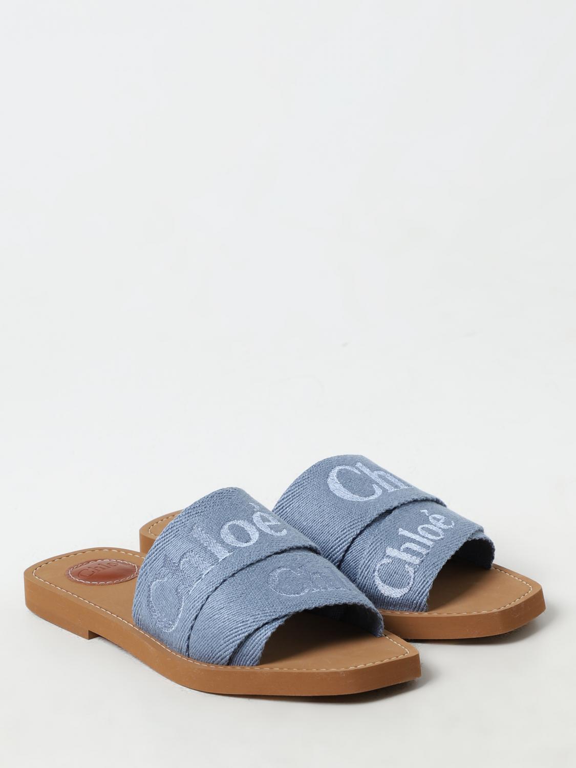 CHLOÉ SANDALEN MIT ABSATZ: Woody Chloé Sliders aus Canvas mit gesticktem Logo, Blau - Img 2