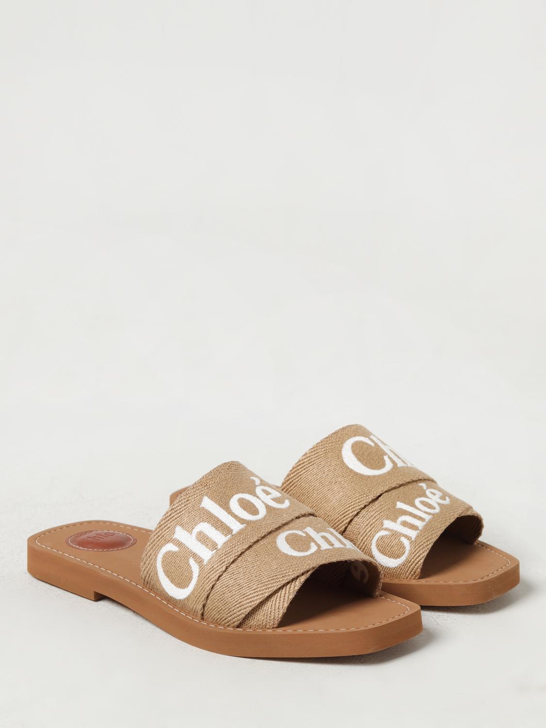 CHLOÉ SANDALEN MIT ABSATZ: Woody Chloé Sliders aus Canvas mit gesticktem Logo, Sand - Img 2