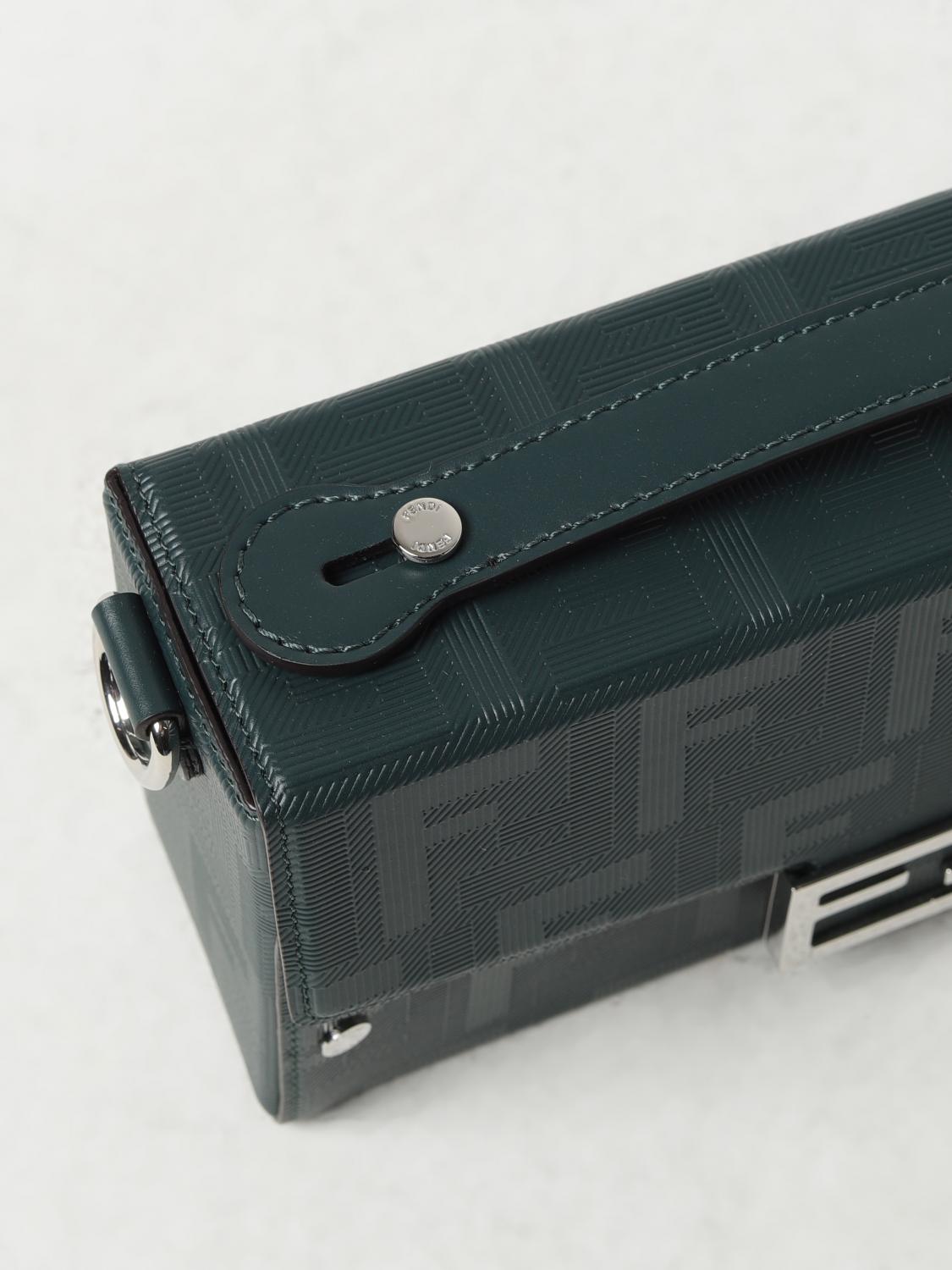 FENDI BORSA A TRACOLLA: Borsa Baguette Soft Trunk Fendi in pelle lavorata, Verde - Img 3