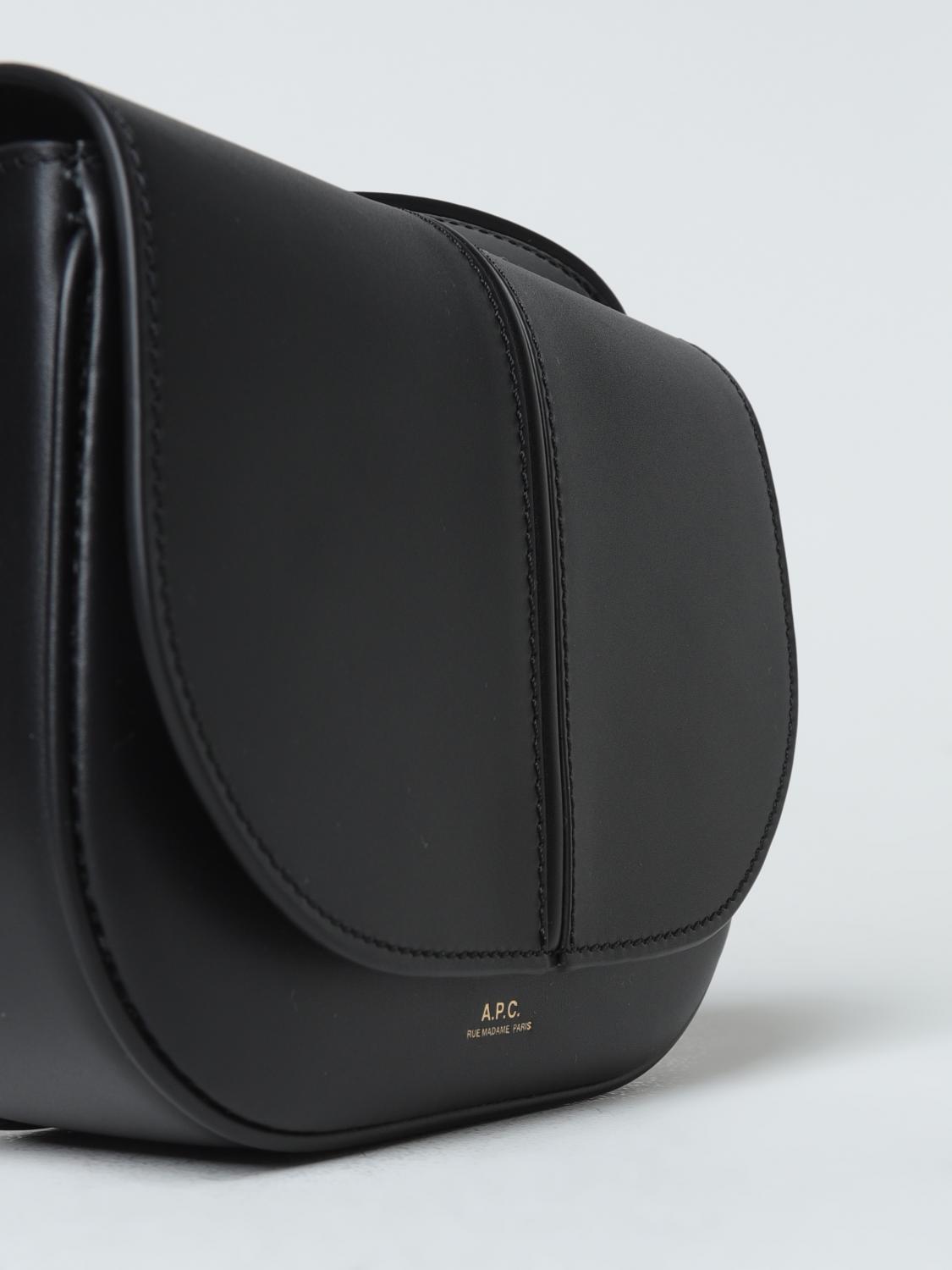 A.P.C. A.P.C. Betty bag in leather with logo - Black | PXAWVF61179