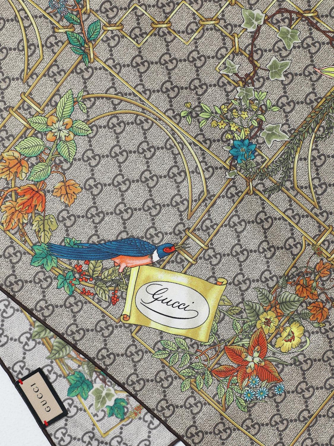 スカーフ GUCCI Woman Neck scarf Cream 7770663G001 9300 GUCCI Silk scarf with Flora print | TheDoubleF