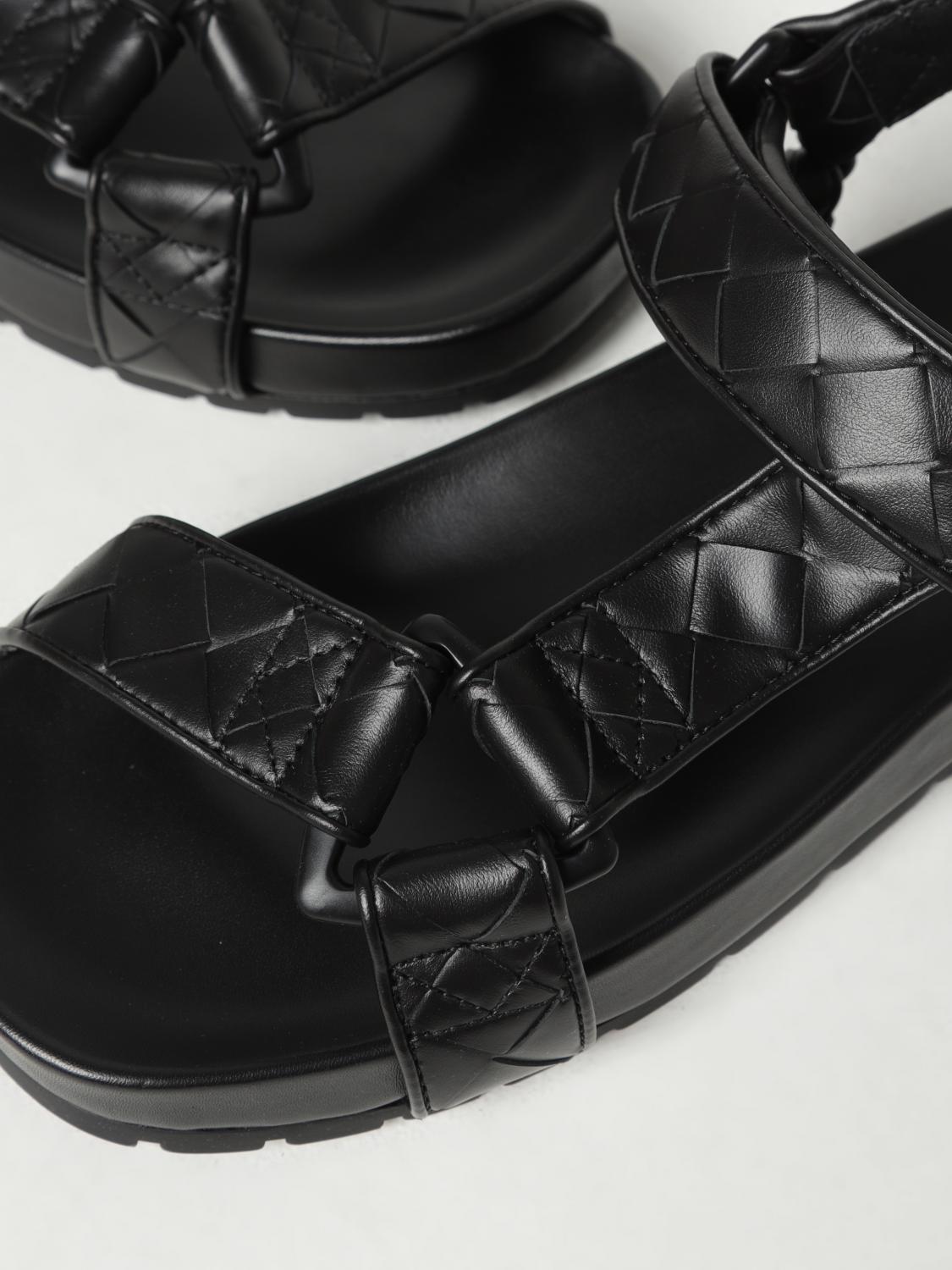 Bottega Veneta サンダル メンズ - ブラック | 775305V3HB0 | GIGLIO.COM