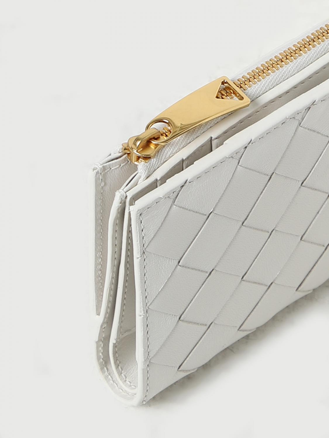 BOTTEGA VENETA ホワイト 二つ折り財布 スモール イントレチャート 二つ折りファスナーウォレット のために