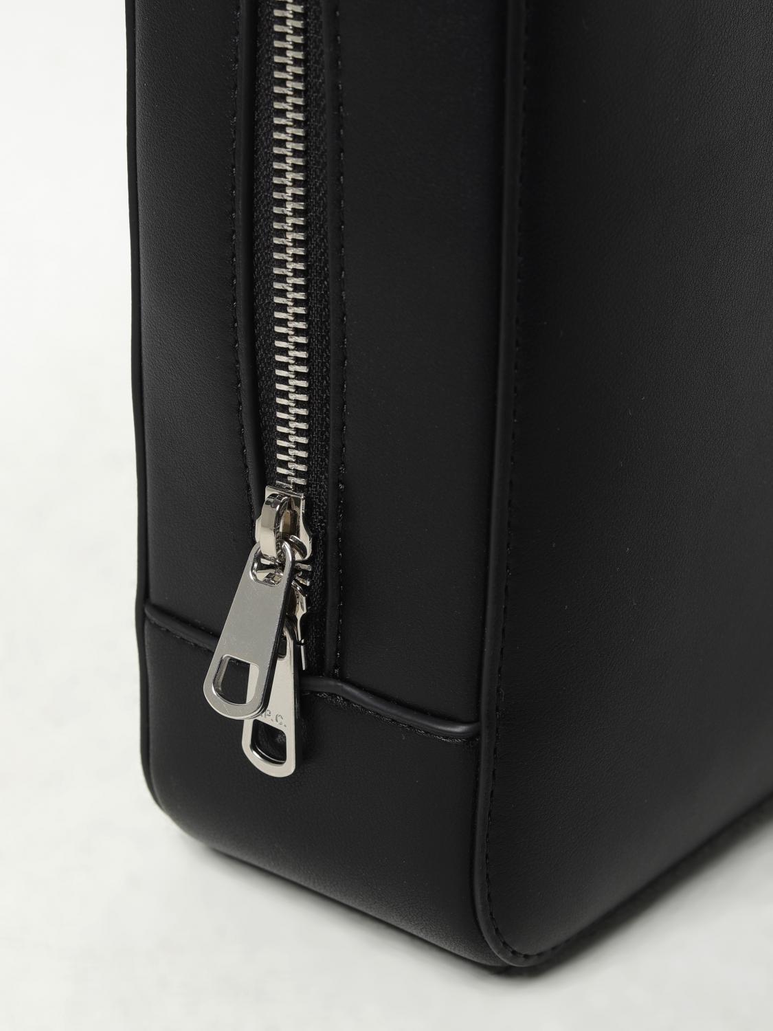 A.P.C. バッグ メンズ A.P.C. - ブラック | PUAATH60036 | GIGLIO.COM