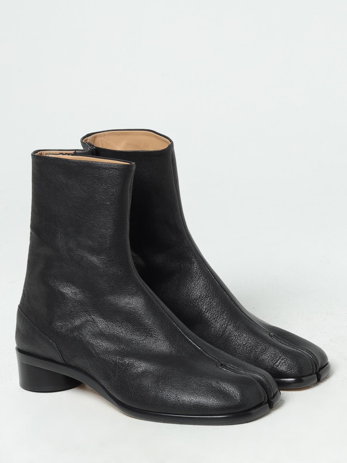 MAISON MARGIELA STIVALETTI: Stivaletto Tabi Maison Margiela in pelle a grana, Nero - Img 2