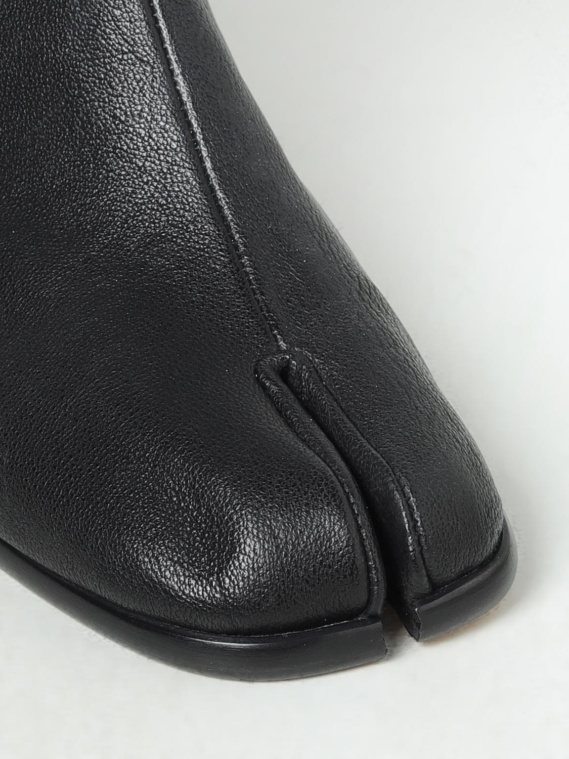 MAISON MARGIELA STIVALETTI: Stivaletto Tabi Maison Margiela in pelle a grana, Nero - Img 4