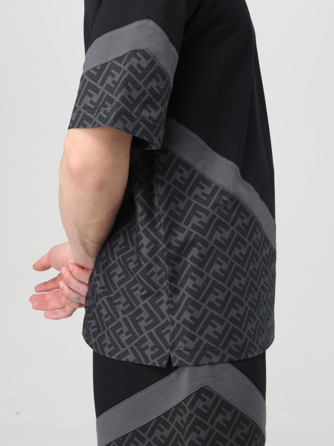 Fendi T-shirt men - Grey | FAF682AN68 | GIGLIO.COM