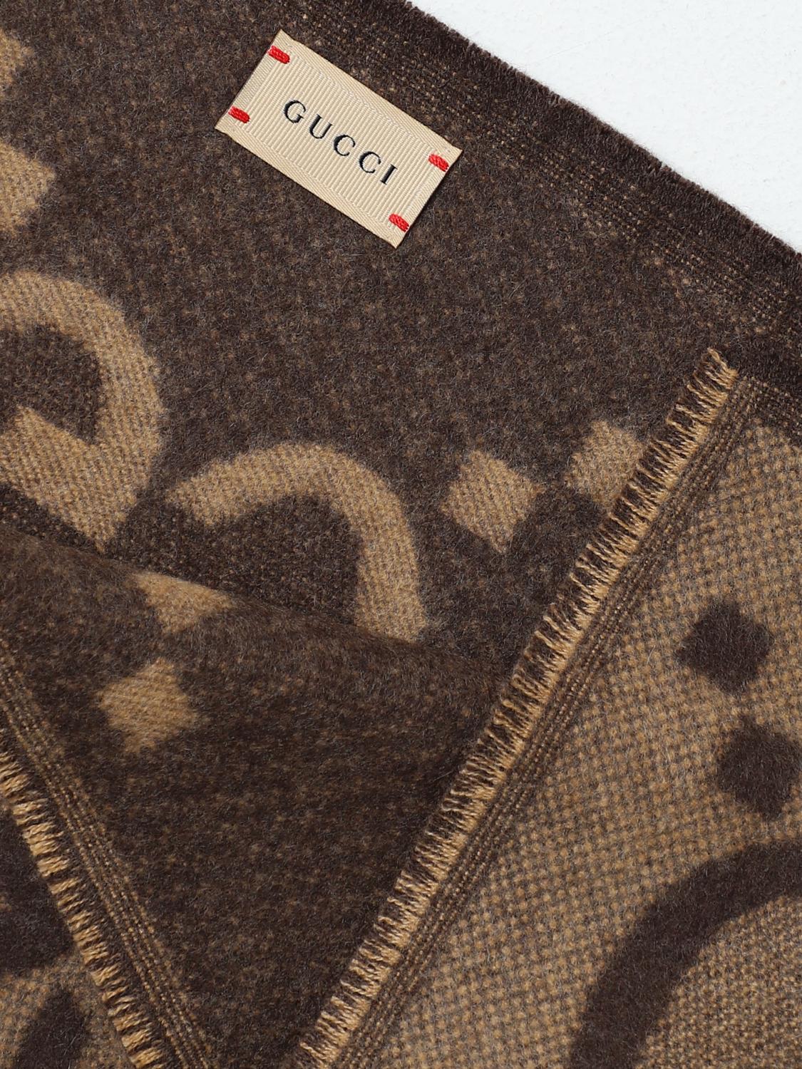 Gucci ブランケット ボーイ - ベージュ | 6781253KAAG | GIGLIO.COM