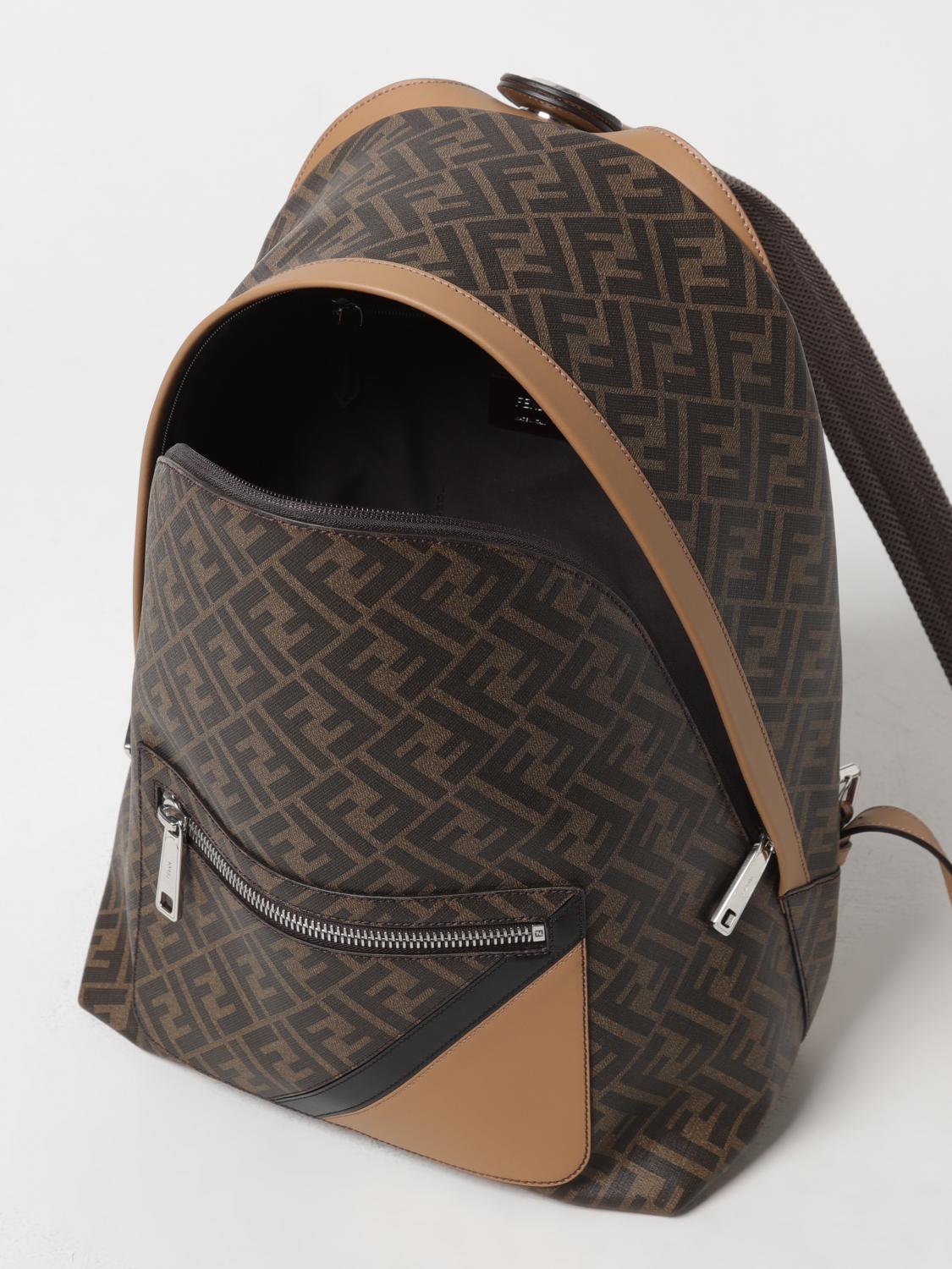 Fendi バックパック メンズ - ブラウン | 7VZ076A9XS | GIGLIO.COM