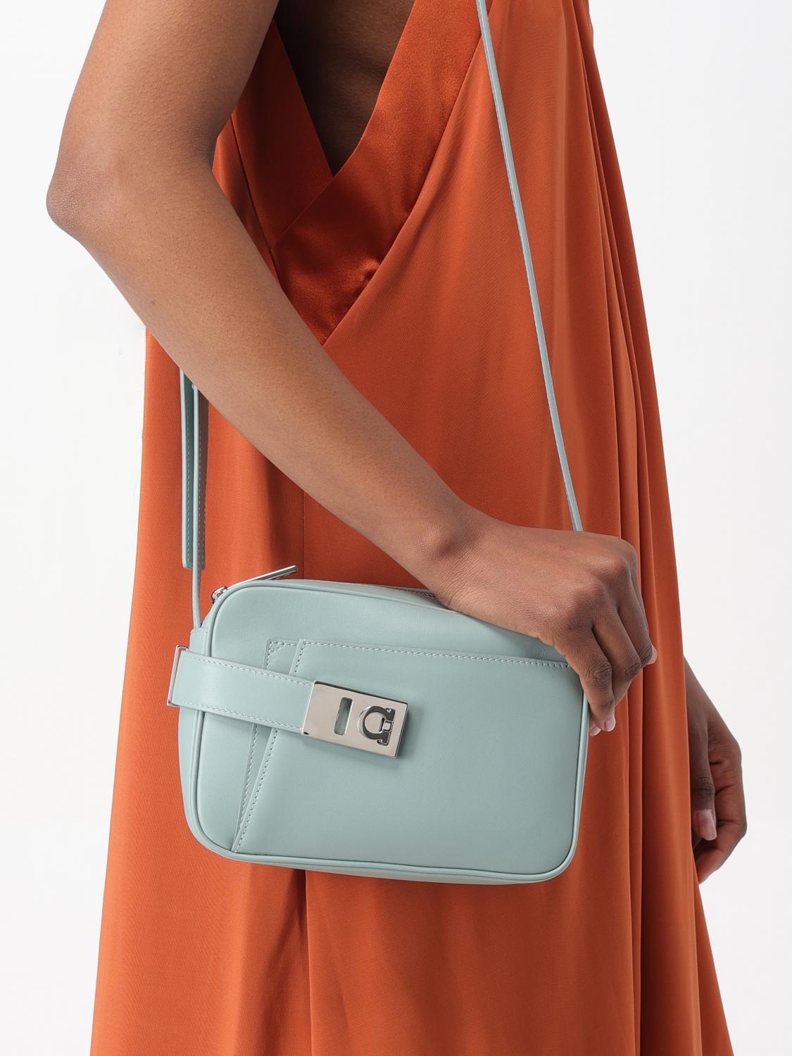 Ferragamo クロスボディバッグ レディース - ブルー | 216292 769551