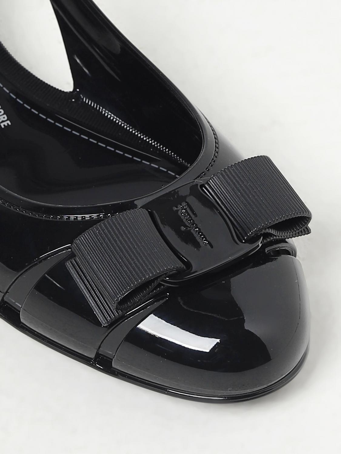 FERRAGAMO ブラック バレリーナフラットシューズ FERRAGAMO ブラック バレリーナフラットシューズ バレリーナシューズ