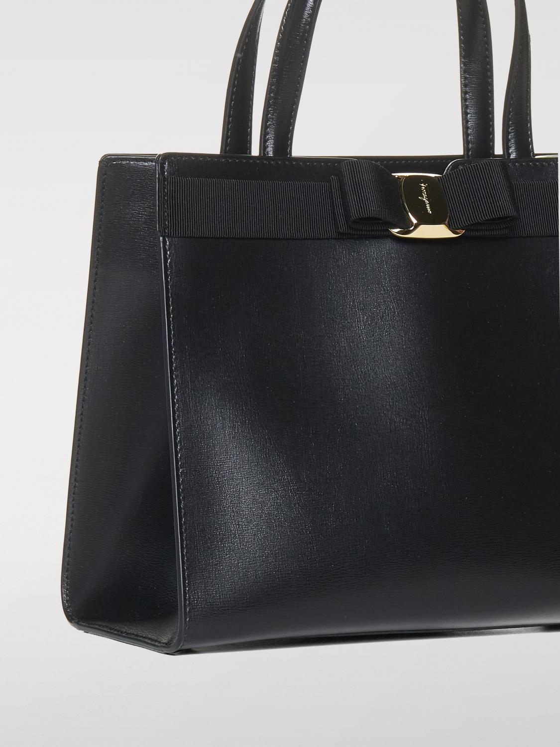 FERRAGAMO: Handbag woman - Black | Ferragamo handbag 21I290