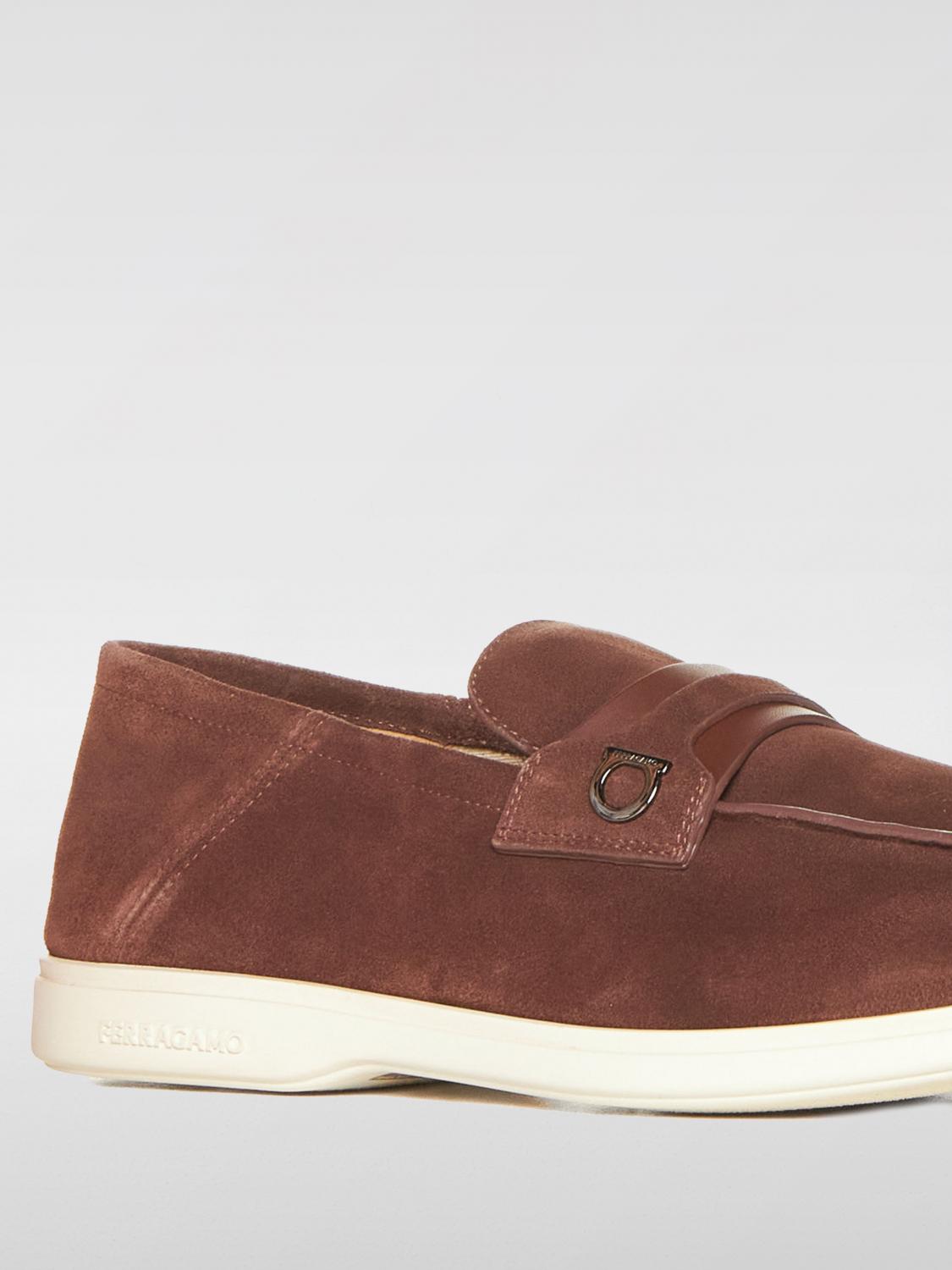 FERRAGAMO：ローファー メンズ - ブラウン | GIGLIO.COMオンラインの