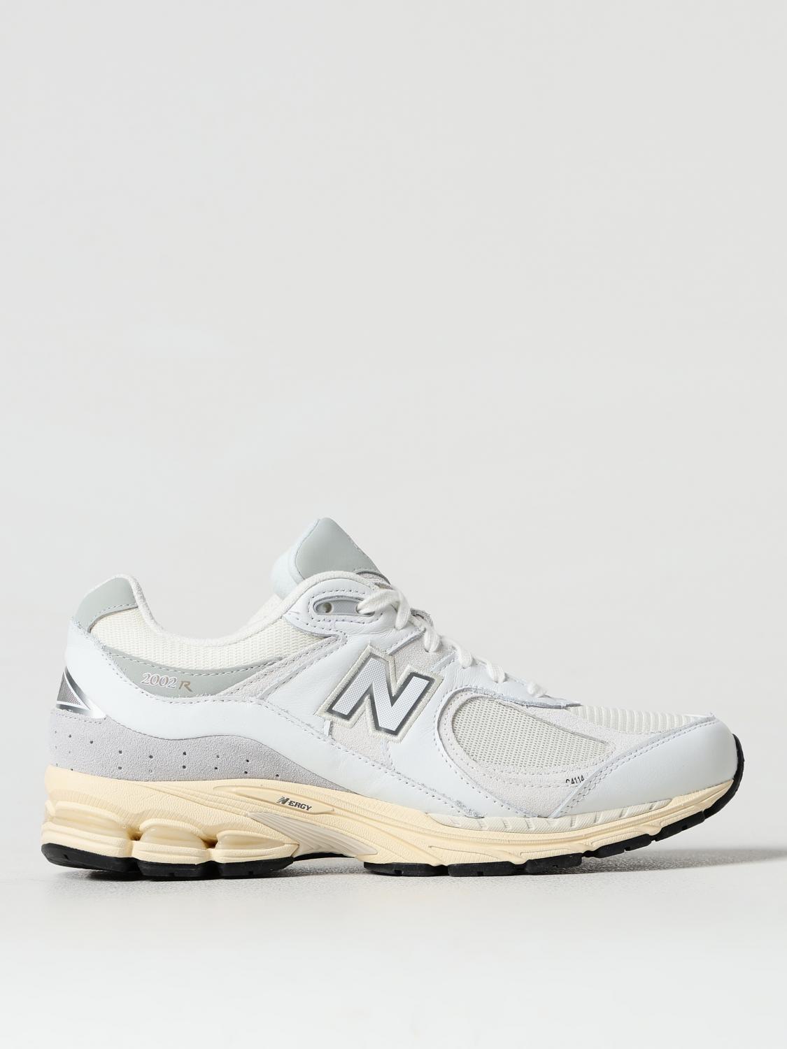 New Balance スニーカー メンズ - ホワイト | M2002RIA | GIGLIO.COM