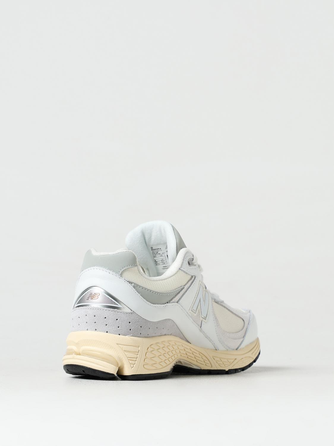 New Balance スニーカー メンズ - ホワイト | M2002RIA | GIGLIO.COM