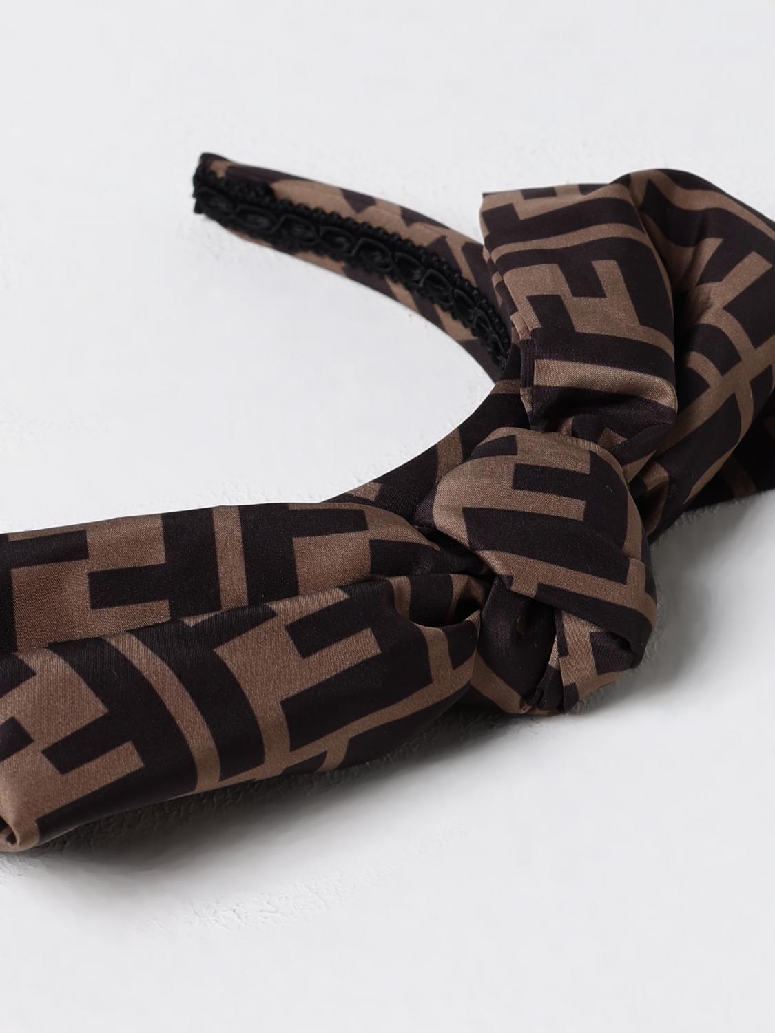 Fendi Hair clip kids Kids - Brown | JFP206A8XW | GIGLIO.COM
