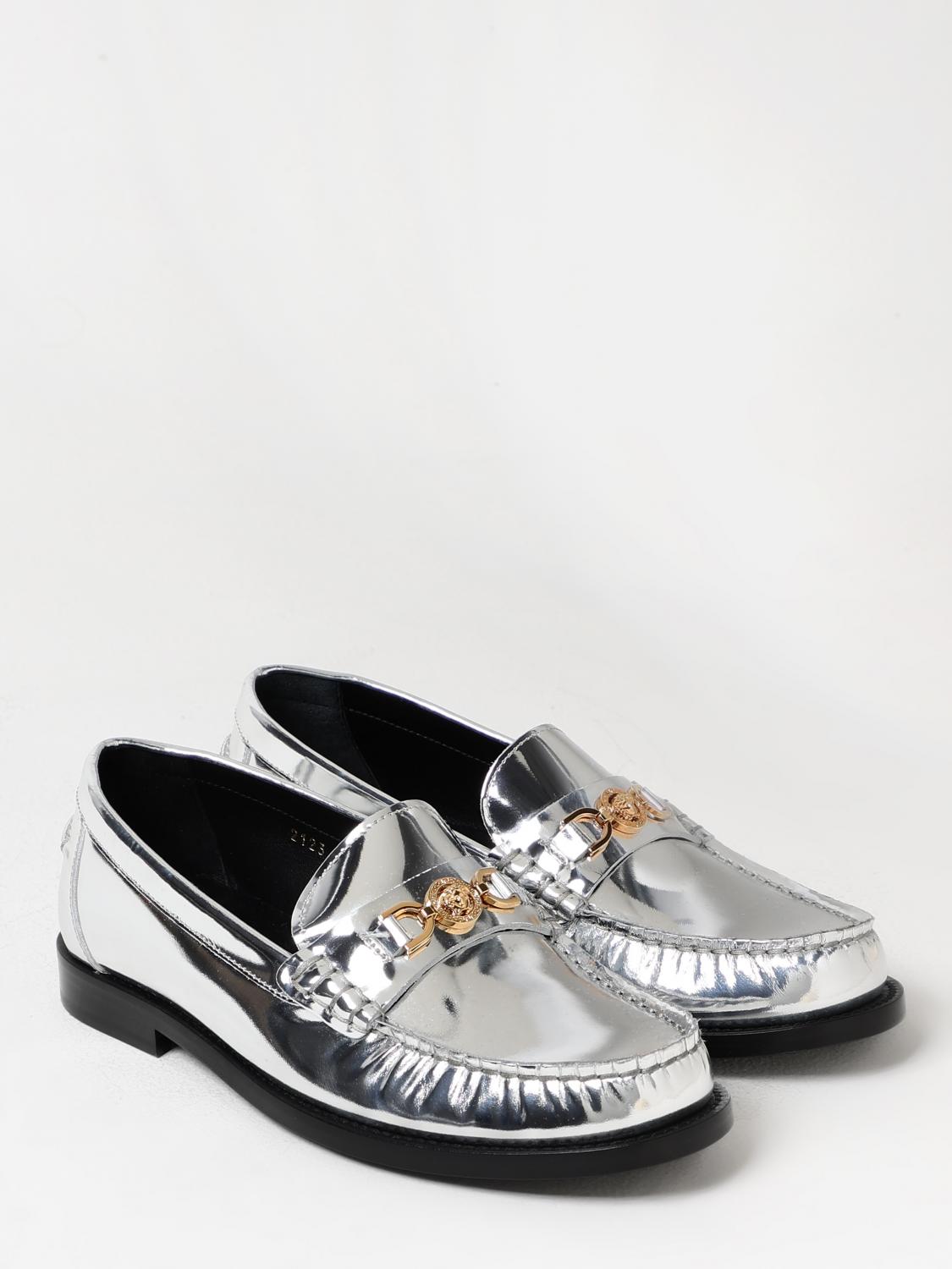 VERSACE MOCASSINI: Mocassino Medusa Versace in vernice laminata , Argento - Img 2