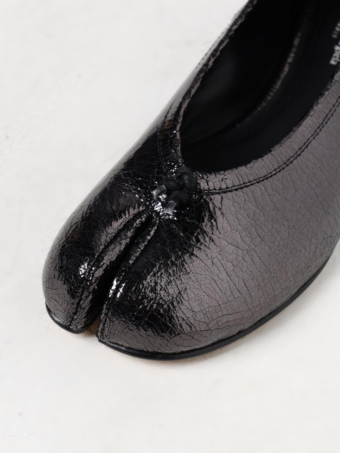 MAISON MARGIELA BALLERINE: Ballerina Tabi Maison Margiela in vernice cracklè , Nero - Img 4