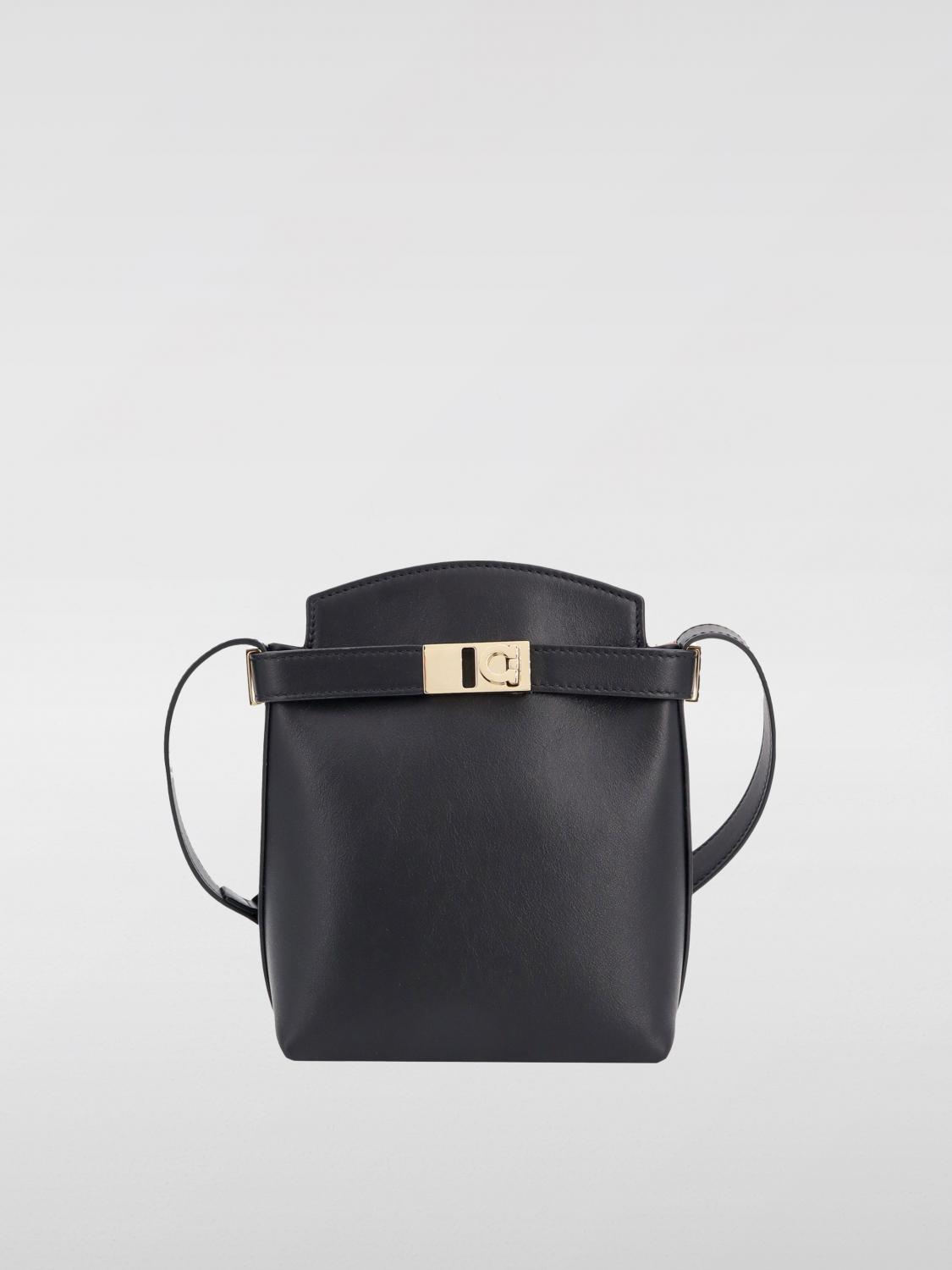 Ferragamo クロスボディバッグ レディース - ブラック | 220650 770888