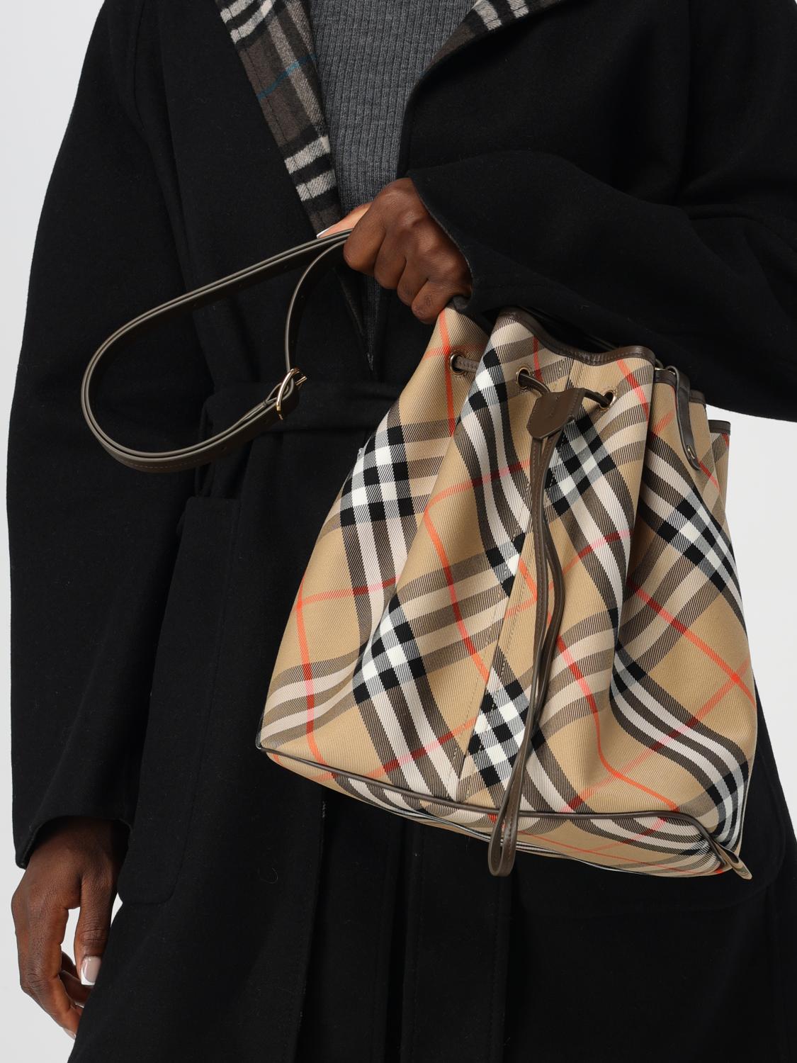 BURBERRY BORSA A SPALLA: Borsa Vintage Check Burberry in cotone spalmato , Beige - Img 2