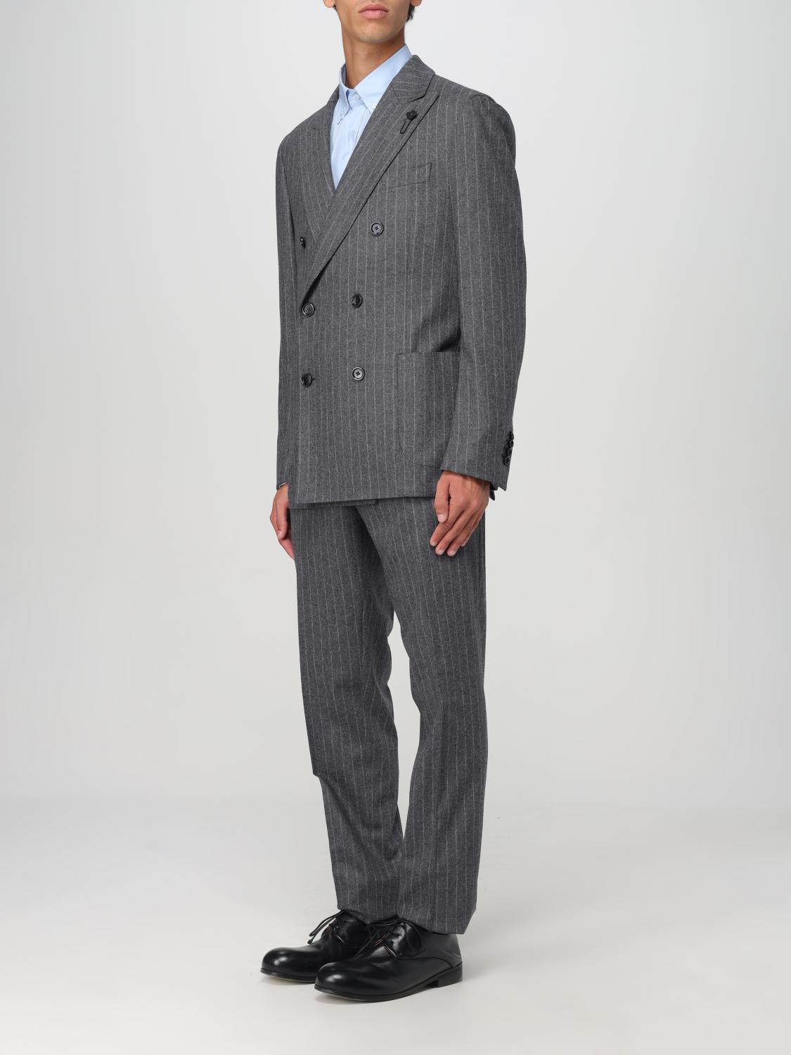 Lardini スーツ メンズ - ブラック | IV425AEIVSF63418 | GIGLIO.COM