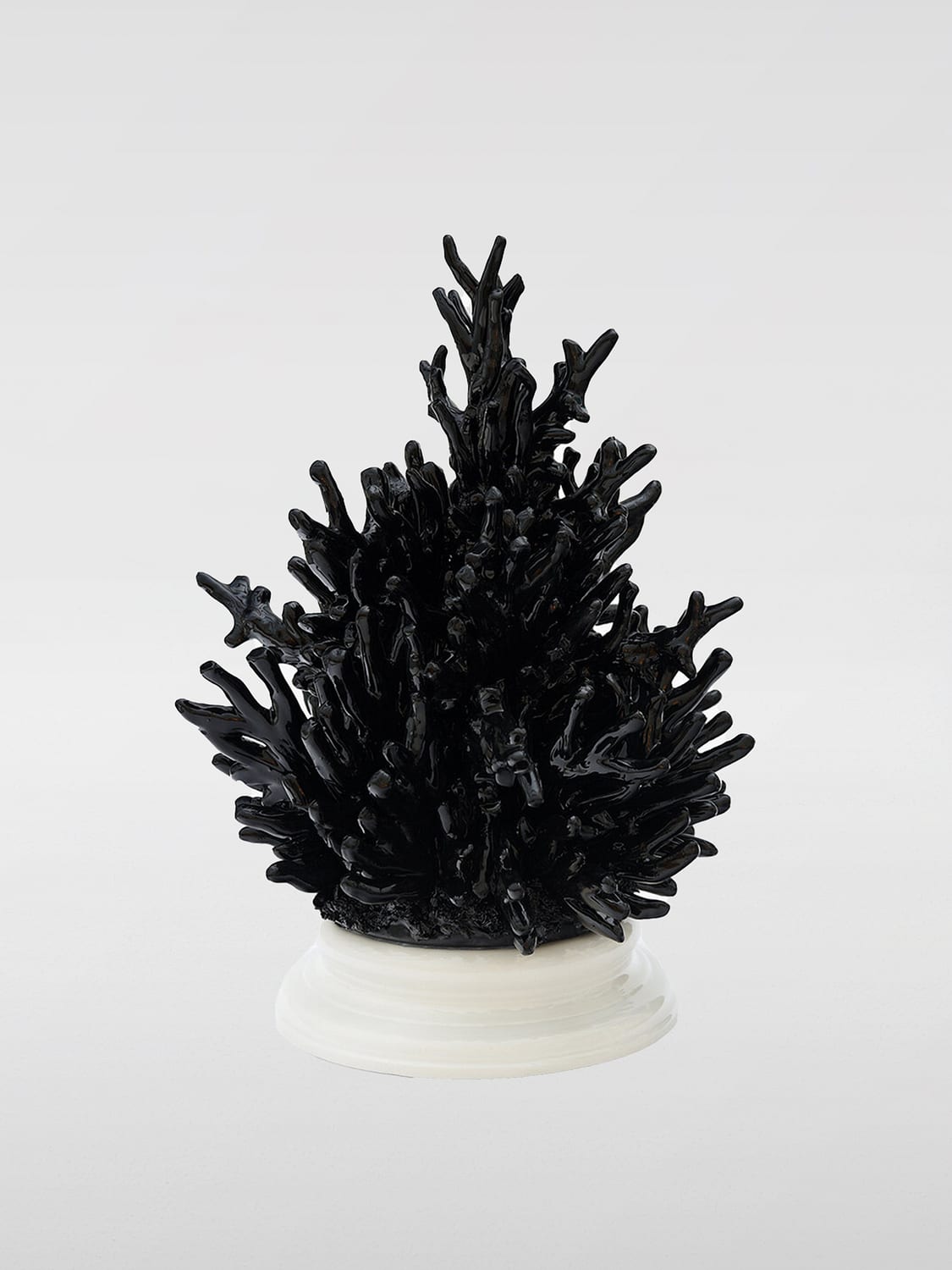 BARTES ACCESSORI DECORATIVI: Centrotavola Tralcio Corallo Bartes in ceramica , Nero - Img 1