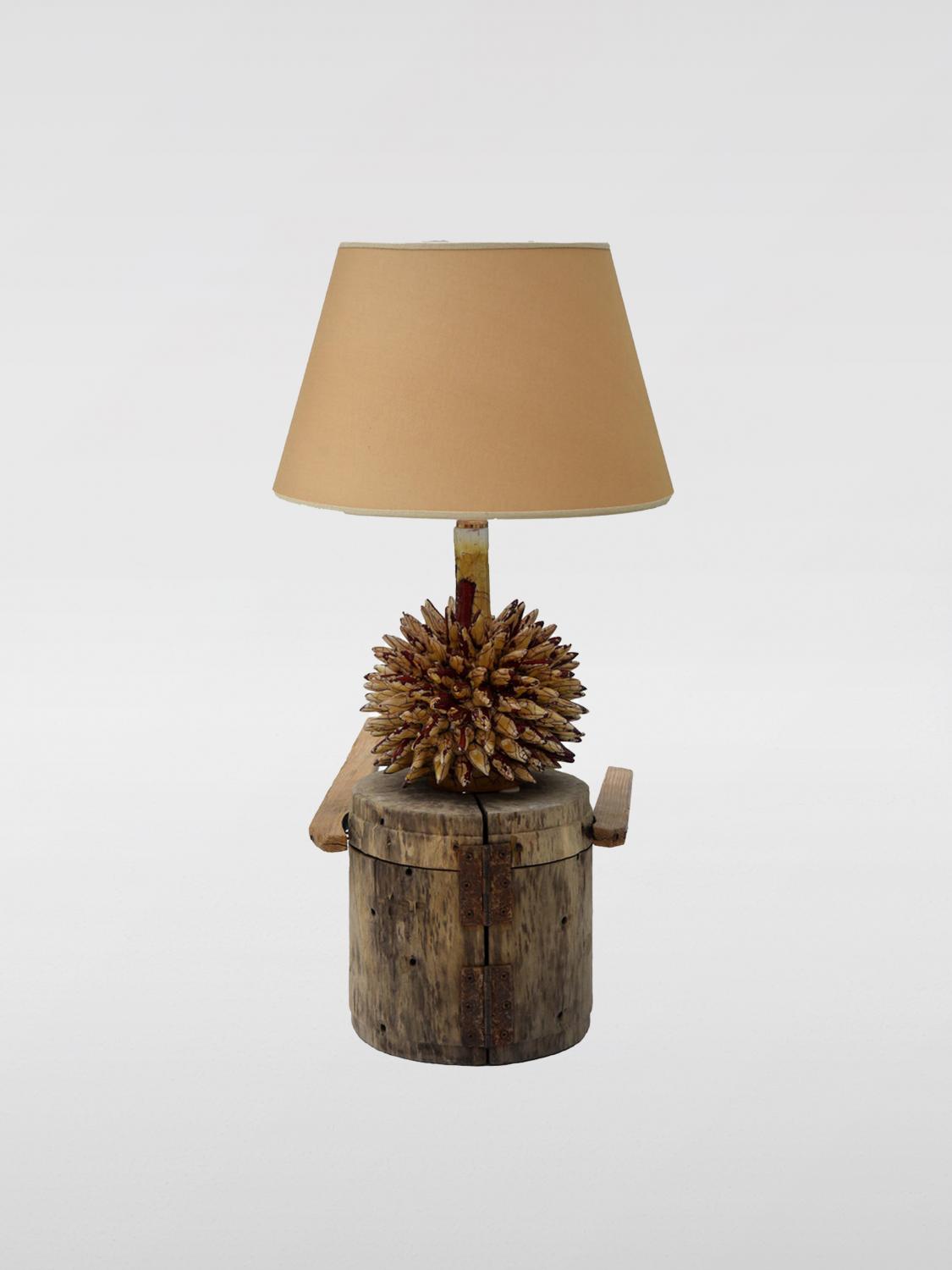 BARTES TABLE LAMPS: Table lamps lifestyle Bartes, Ocher - Img 1