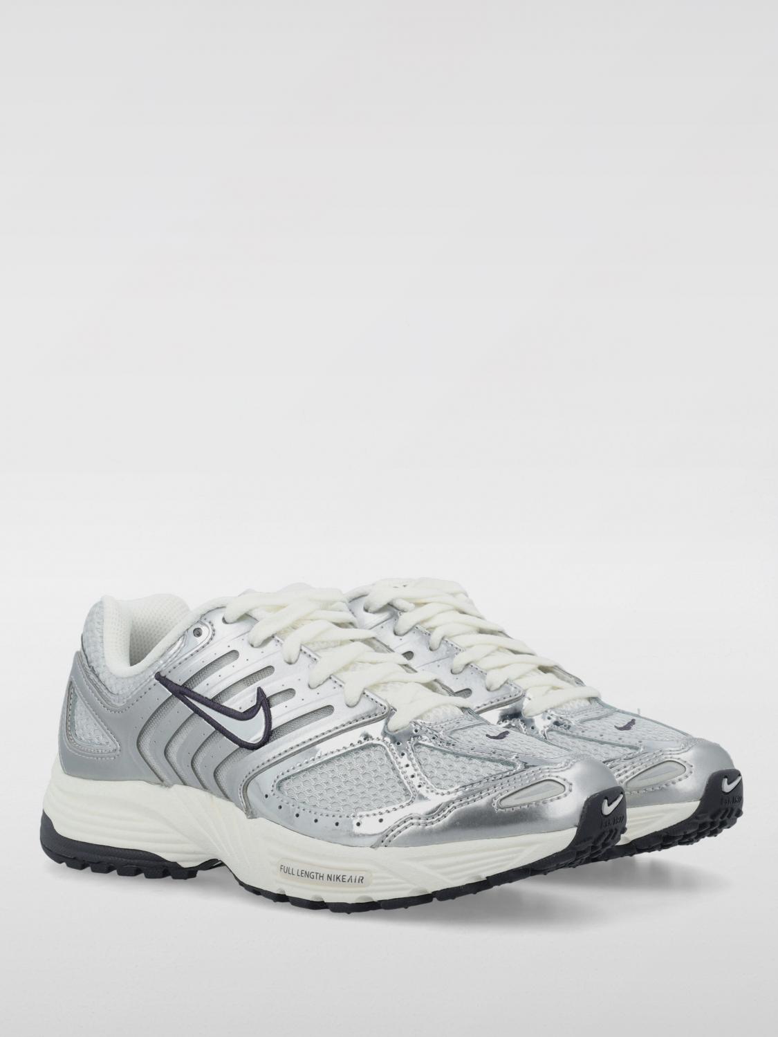 NIKE СПОРТИВНАЯ ОБУВЬ: Спортивная обувь Женское Nike, Пыльно-Серый - Img 2