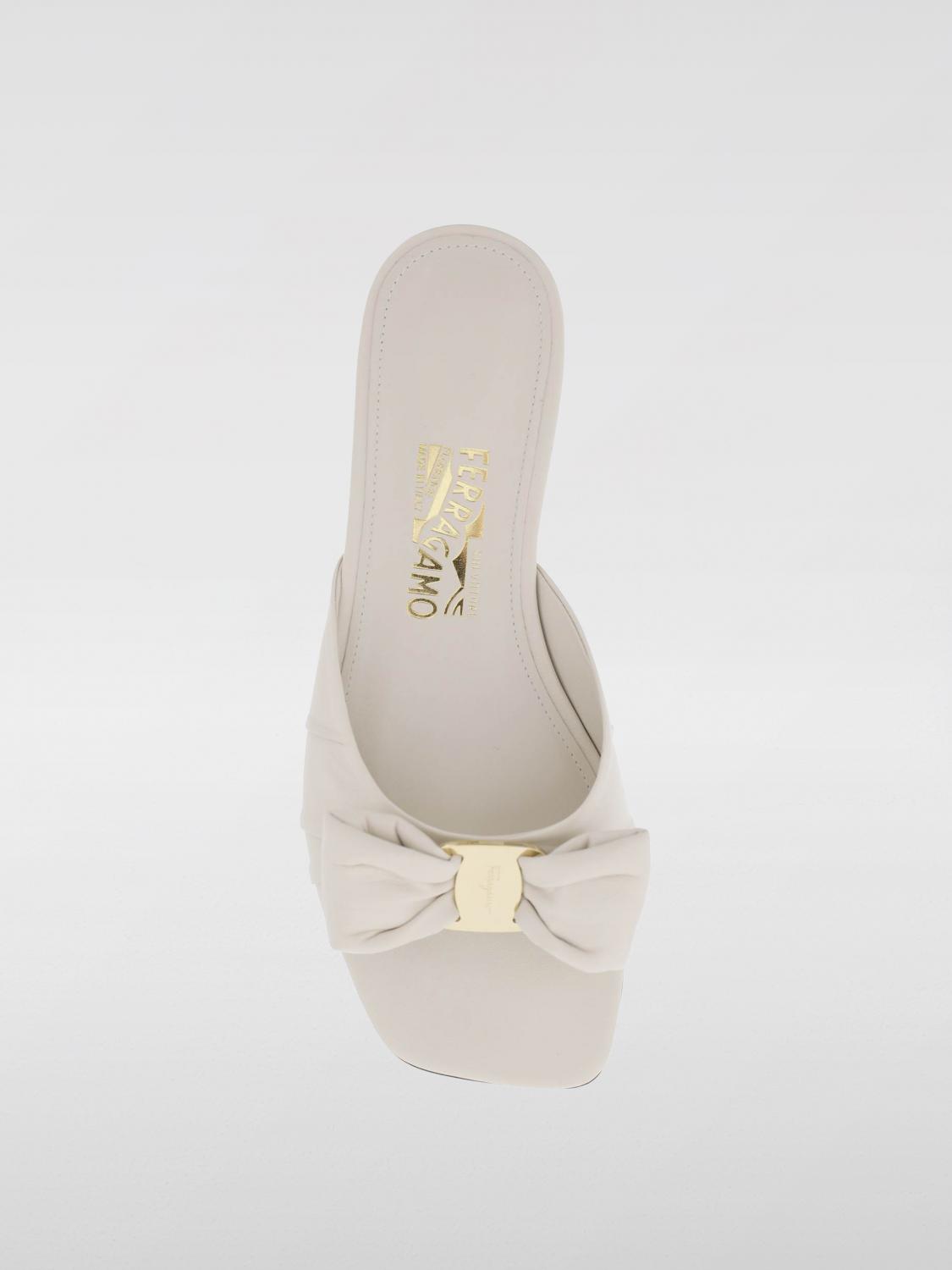 FERRAGAMO FLAT SANDALS: Flat sandals woman Ferragamo, Cream - Img 4