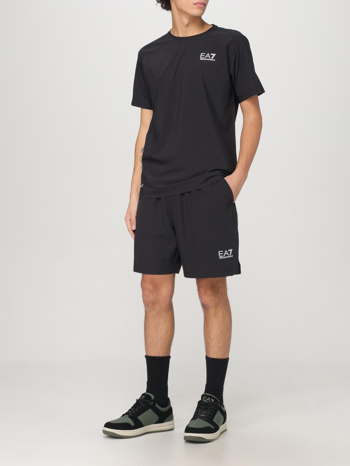 EA7 FORMAL CLOTHES: Ea7 men's t-shirt + shorts set, Black - Img 2