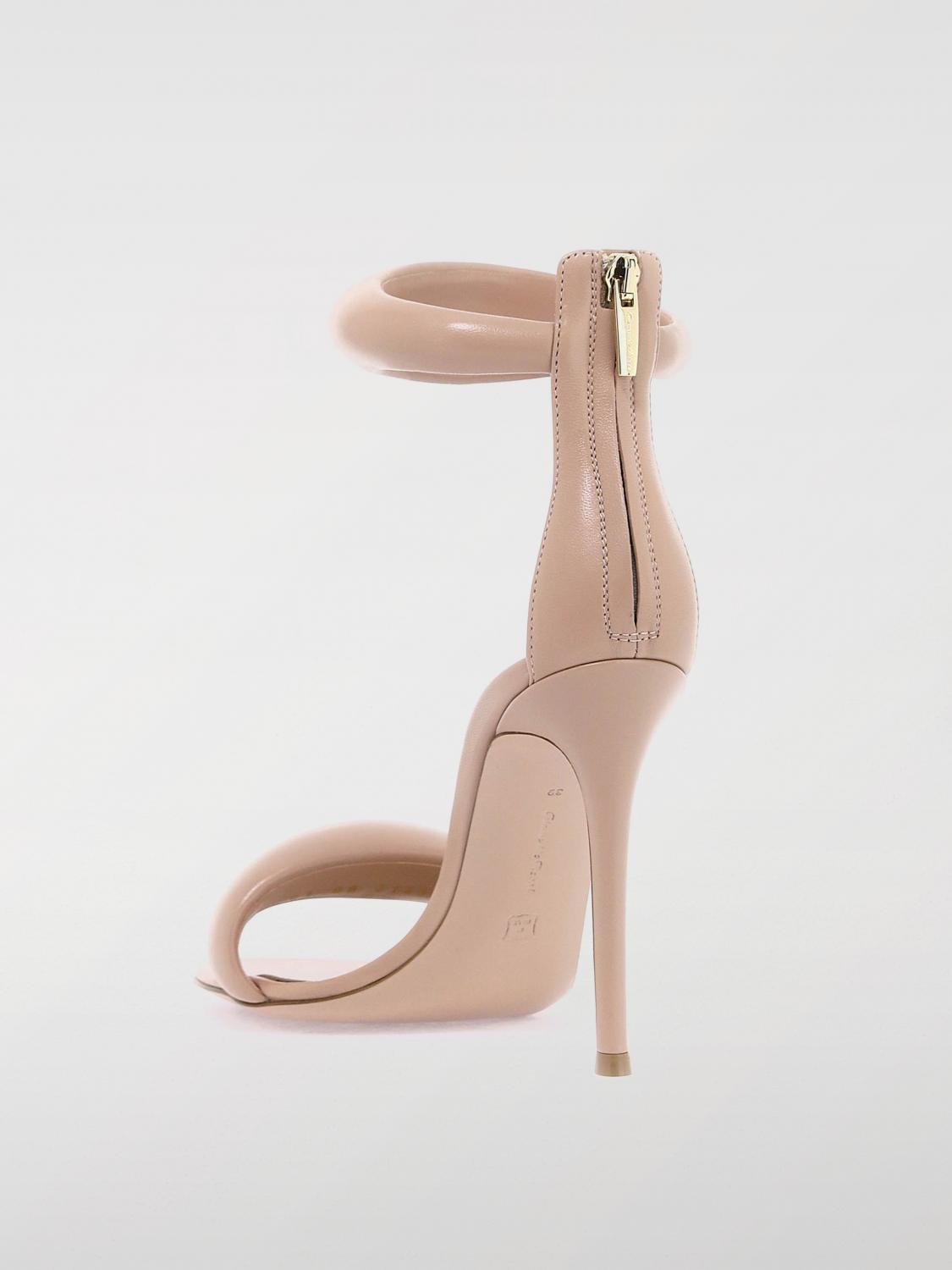 GIANVITO ROSSI HEELED SANDALS: Flat sandals woman Gianvito Rossi, Peach - Img 3