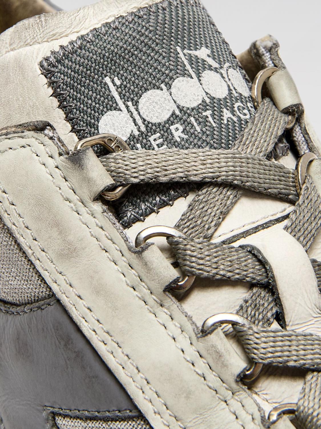 DIADORA HERITAGE SNEAKERS: Sneakers Equipe Dirty SW Evo Diadora Heritage in camoscio e canvas, Bianco - Img 4