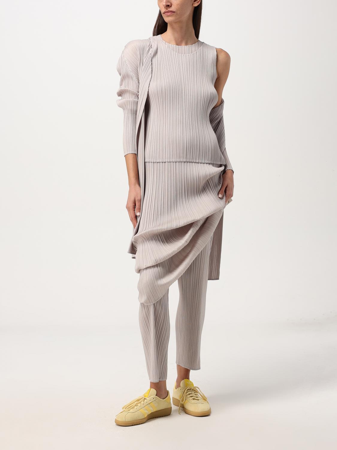 PLEATS PLEASE ISSEY MIYAKE PANTALÓN: Jersey mujer Pleats Please Issey Miyake, Gris - Img 2