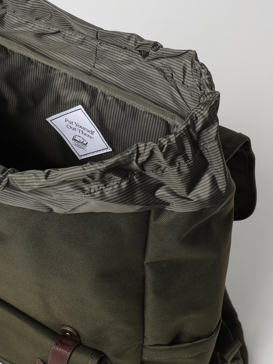HERSCHEL SUPPLY CO. ZAINO: Zaino Little America™ 21 L Herschel Supply Co., Verde - Img 4