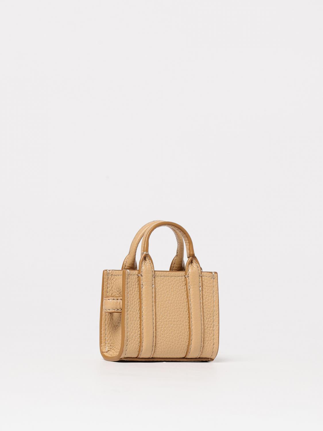 MARC JACOBS PORTACHIAVI: Portachiavi The Nano Tote Bag Charm Marc Jacobs in pelle a grana , Marrone - Img 2