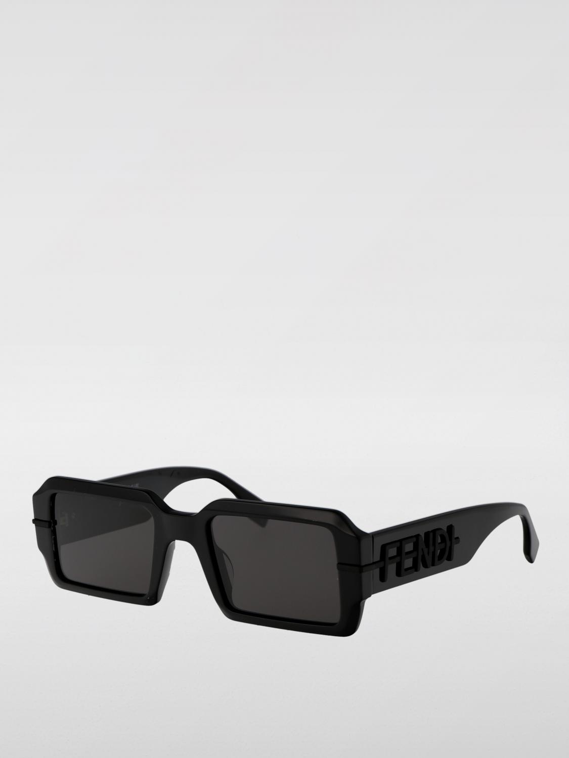 Fendi サングラス メンズ - ブラック | FE40073U | GIGLIO.COM