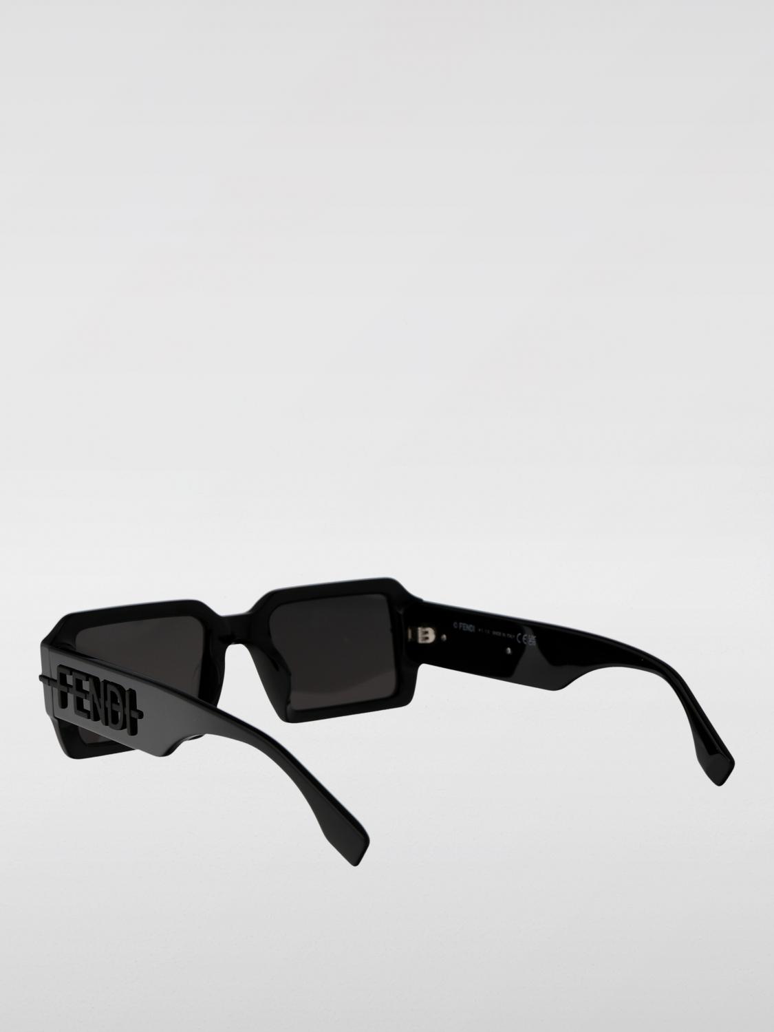 Fendi サングラス メンズ - ブラック | FE40073U | GIGLIO.COM