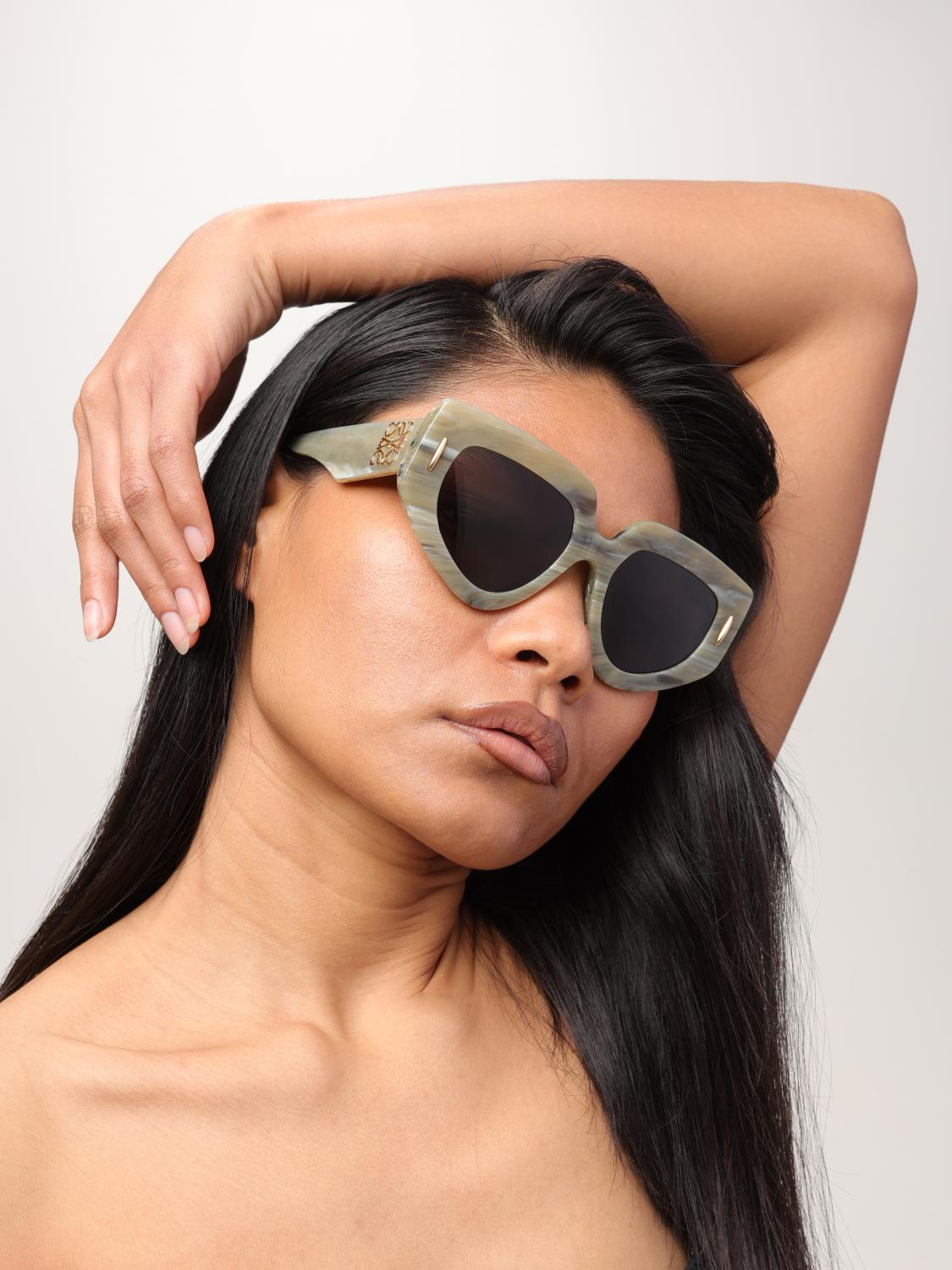 LOEWE GAFAS DE SOL: Gafas de sol mujer Loewe, Verde - Img 2