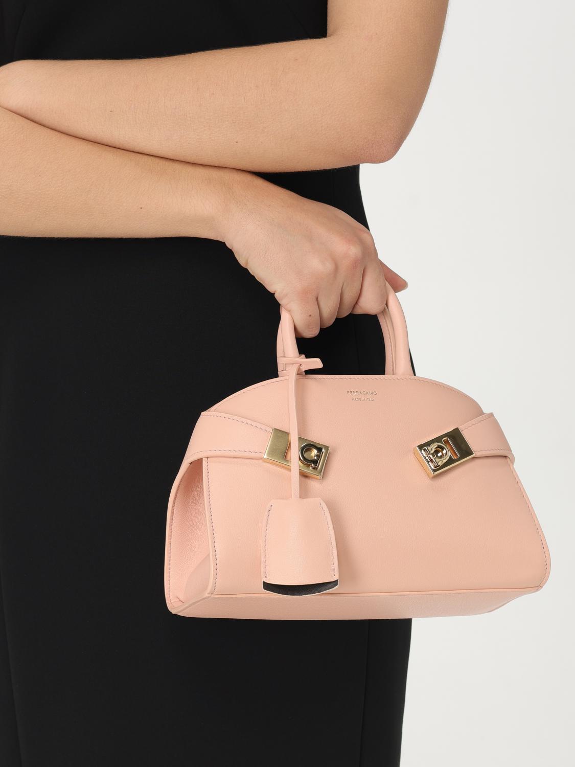 FERRAGAMO BORSA MINI: Borsa a mano Hug (XS) Ferragamo, Rosa - Img 2