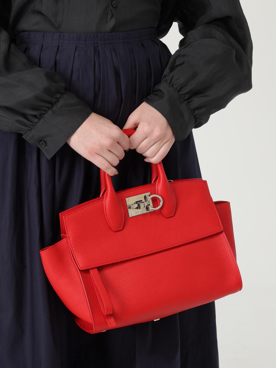 FERRAGAMO BORSA A MANO: Borsa Studio Ferragamo in pelle a grana , Rosso - Img 2