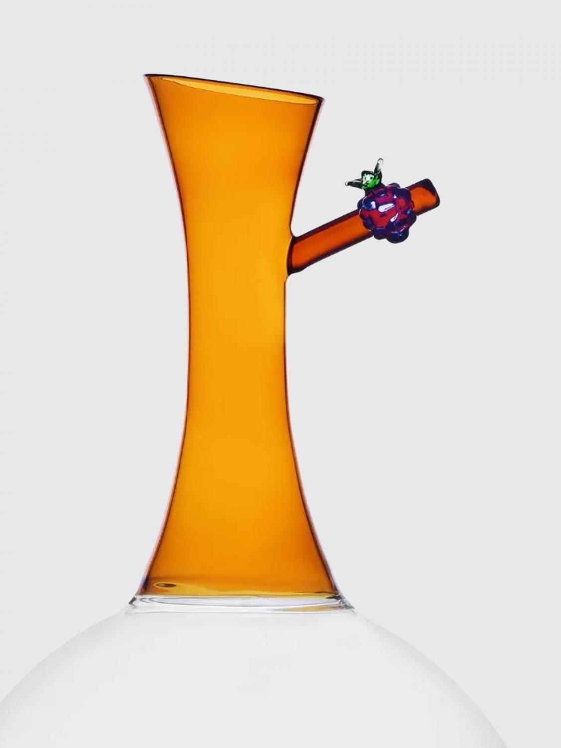 ICHENDORF BOTTLES AND PITCHERS: Bottles and pitchers lifestyle Ichendorf, Multicolor - Img 2