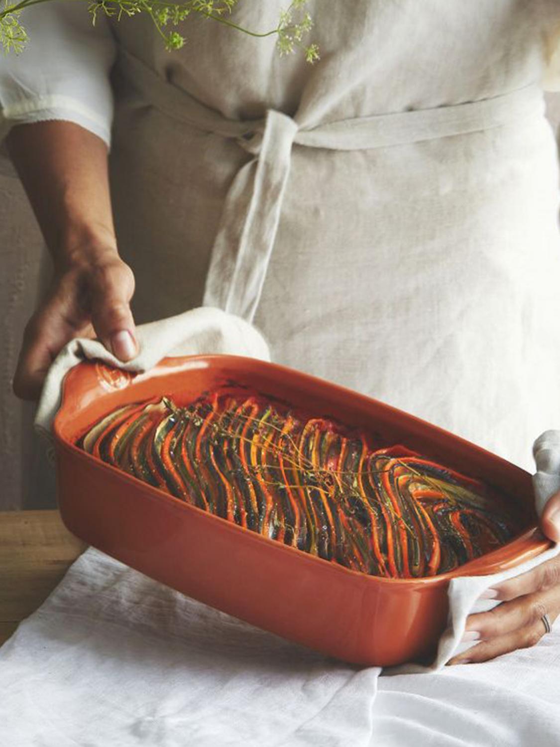 EMILE HENRY KITCHEN ACCESSORIES: Kitchen accessories lifestyle Emile Henry, Multicolor - Img 2