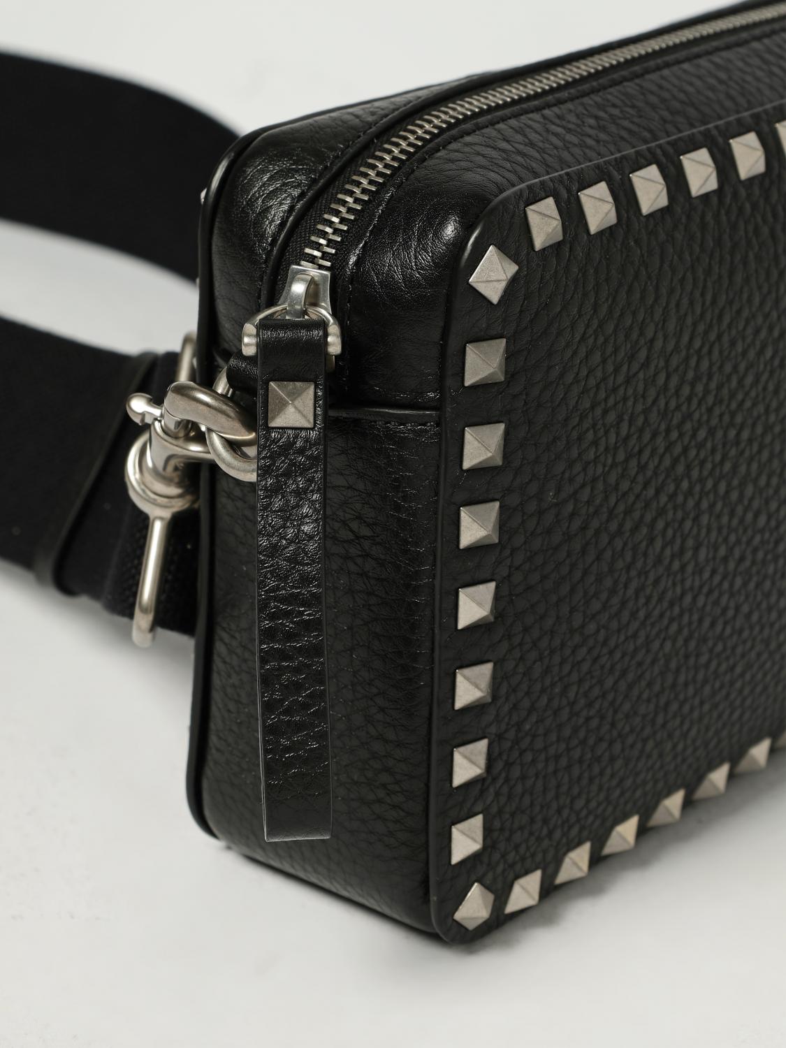 ショルダーバッグ VALENTINO Men Shoulder bag Black 7Y2B0704TED 0NO VALENTINO GARAVANI: Shoulder bag men - Black | Valentino
