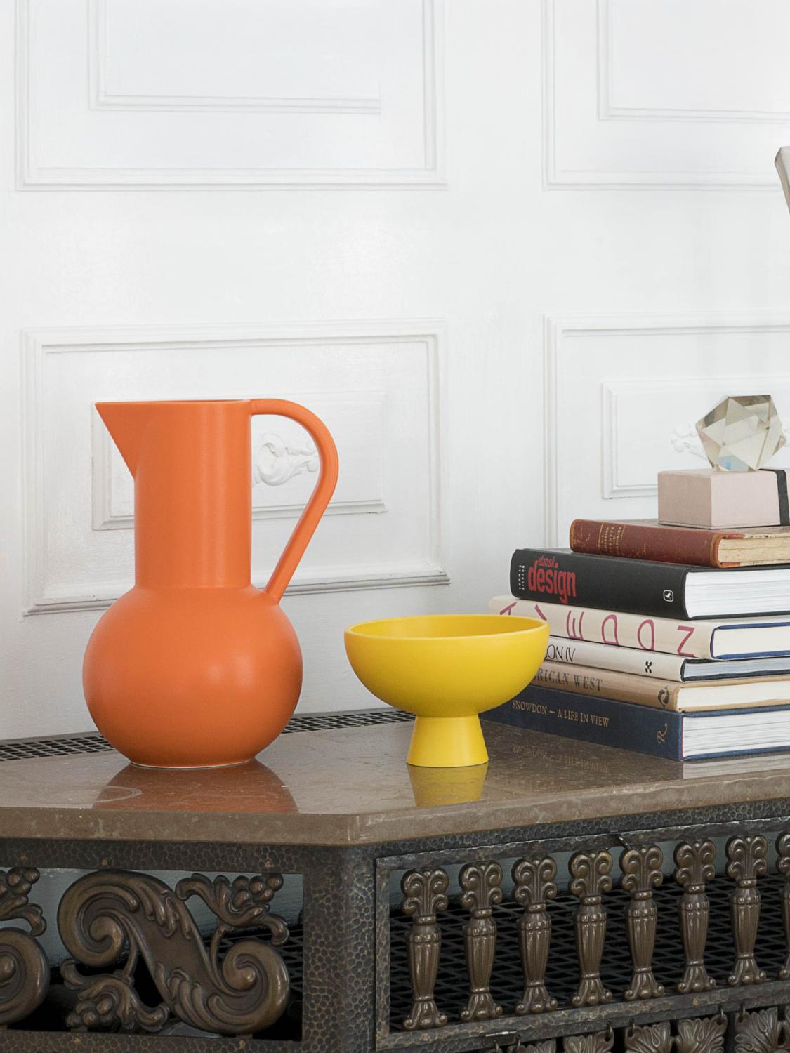 RAAWII BOTTIGLIE E CARAFFE: Brocca Strøm media Raawii in ceramica , Rosso - Img 3