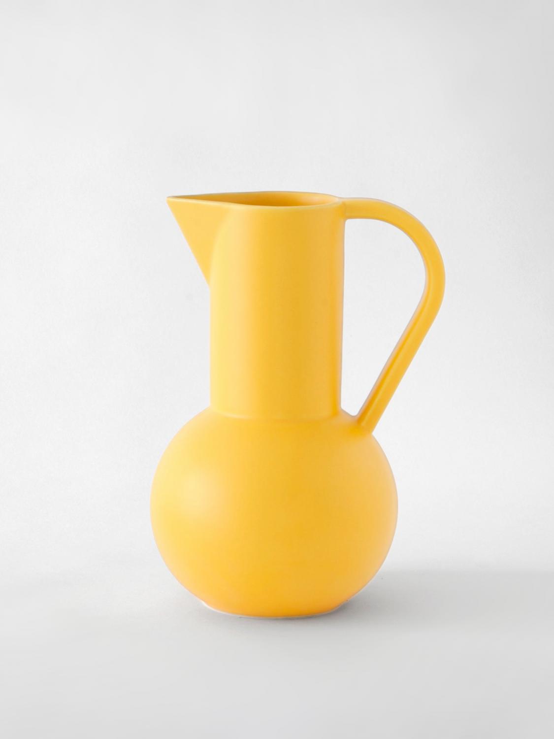 RAAWII BOTTLES AND PITCHERS: Bottles and pitchers lifestyle Raawii, Yellow - Img 1