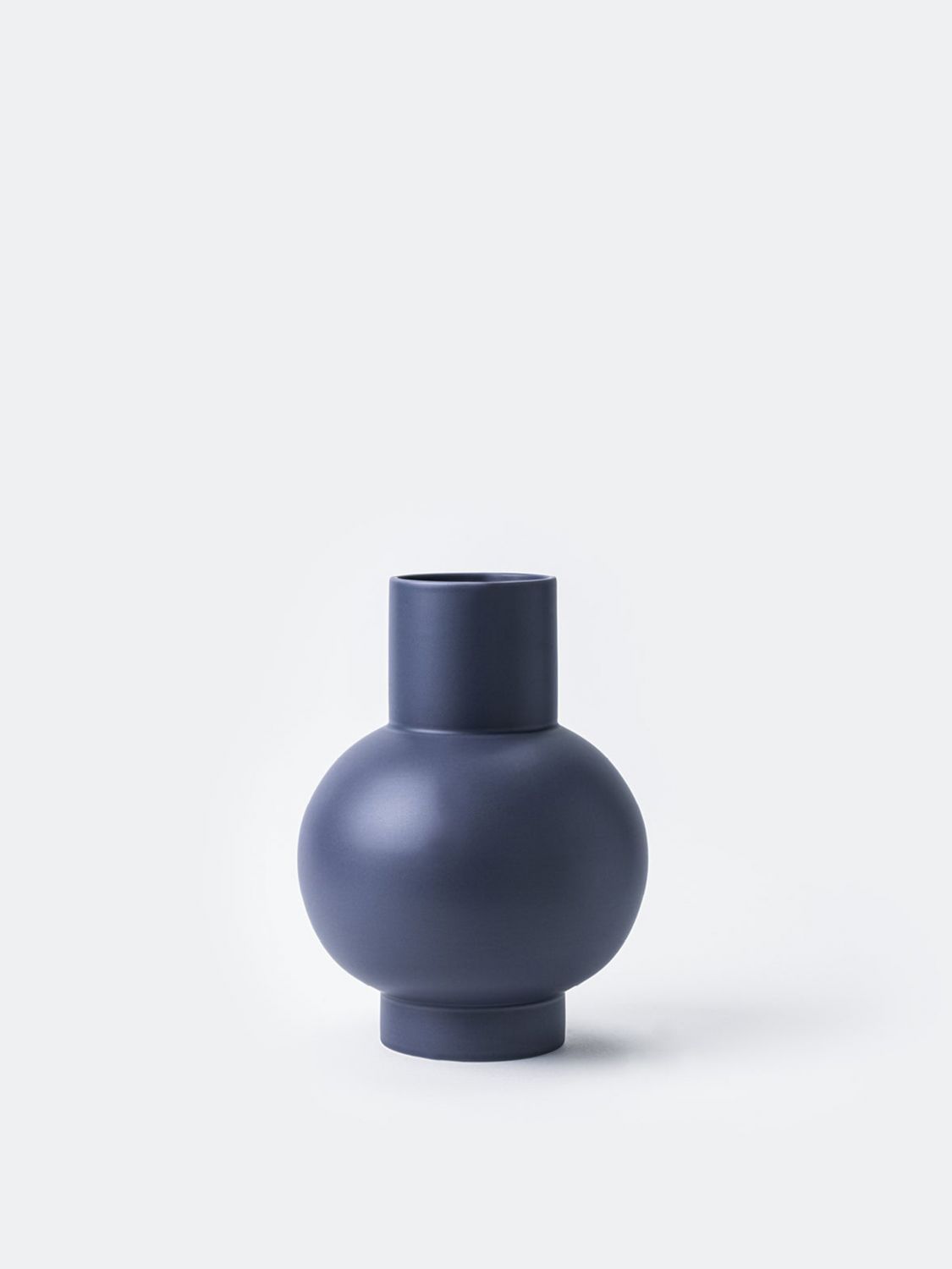 RAAWII VASI: Vaso Strøm piccolo Raawii in ceramica , Viola - Img 1