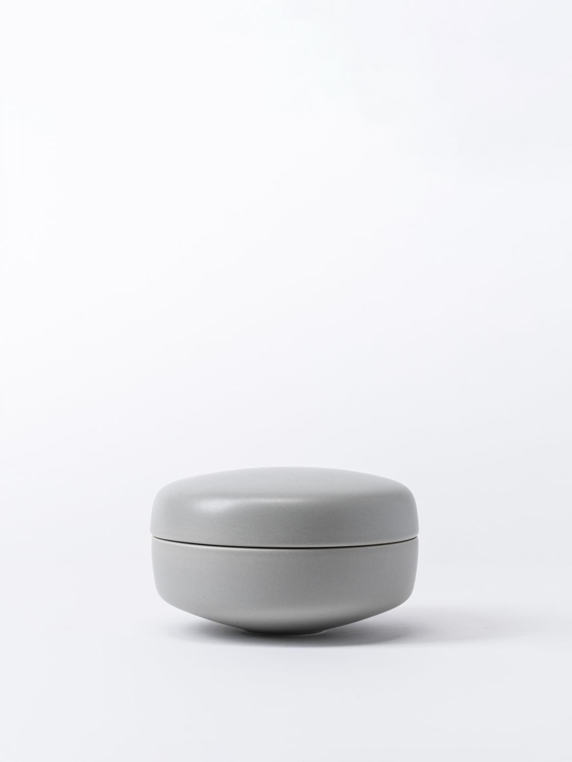 RAAWII DECORATIVE ACCESSORIES: Storage and baskets lifestyle Raawii, White - Img 1