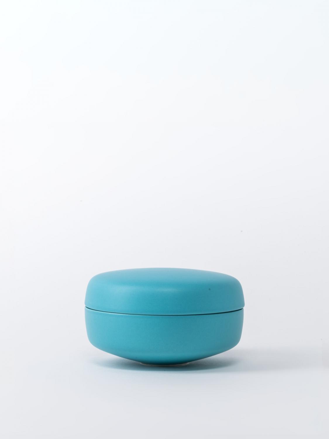 RAAWII DECORATIVE ACCESSORIES: Storage and baskets lifestyle Raawii, Gnawed Blue - Img 1