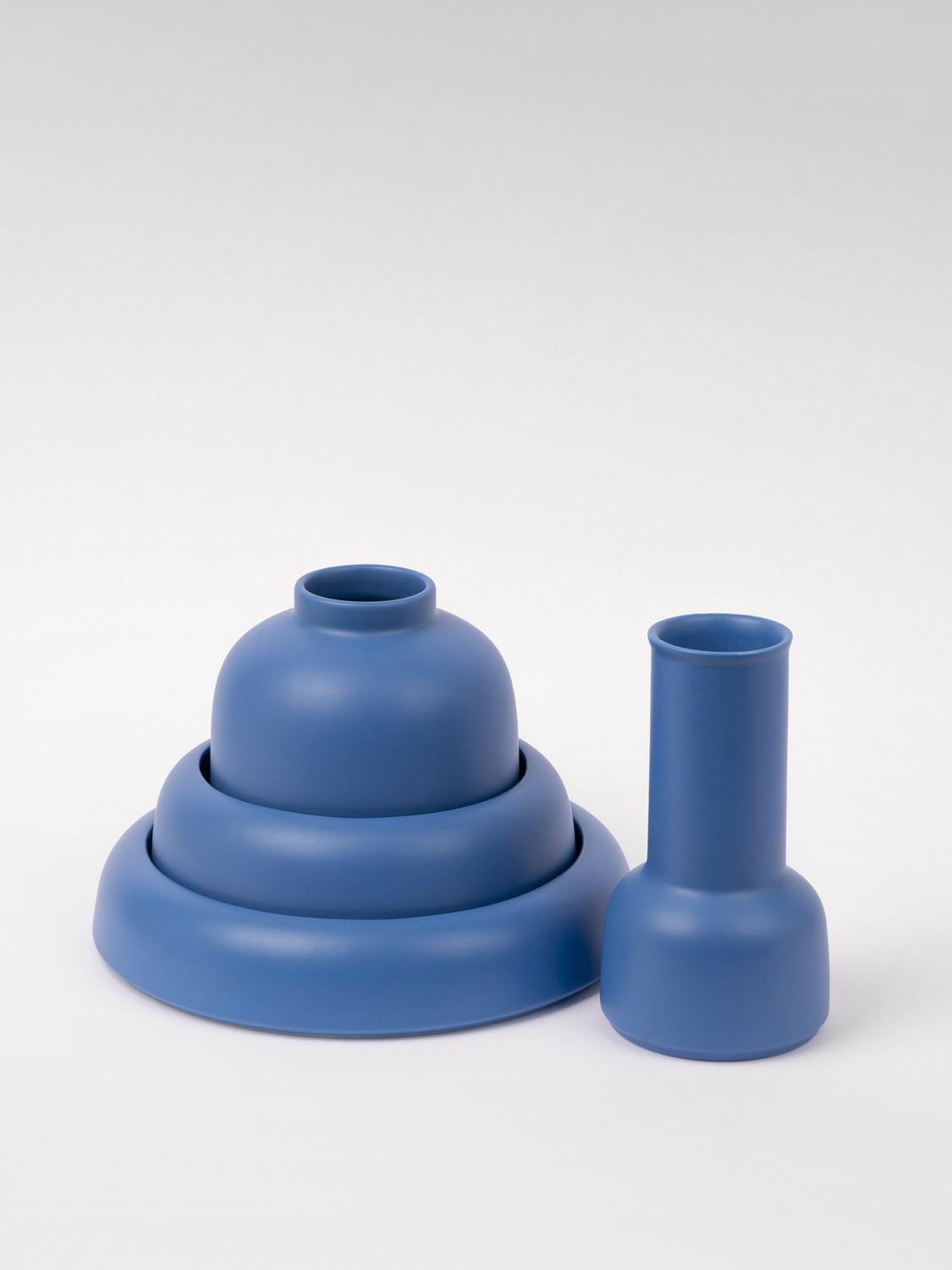 RAAWII BOTTLES AND PITCHERS: Bottles and pitchers lifestyle Raawii, Blue - Img 3